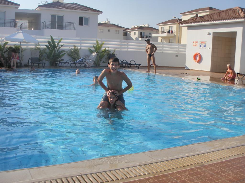 Mythical Sands Resort Ilona Apartment For Families Protaras Exteriör bild