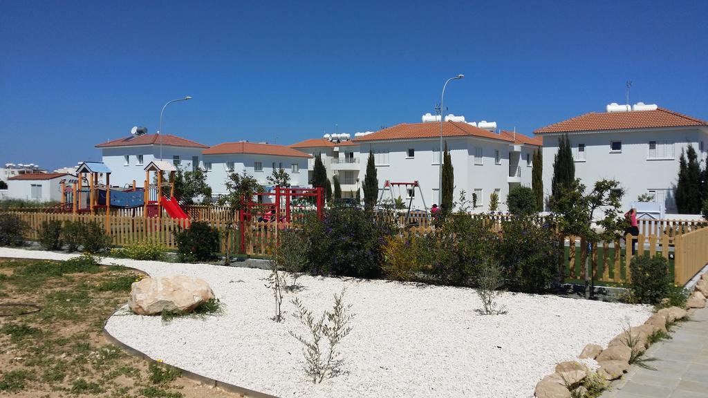 Mythical Sands Resort Ilona Apartment For Families Protaras Exteriör bild